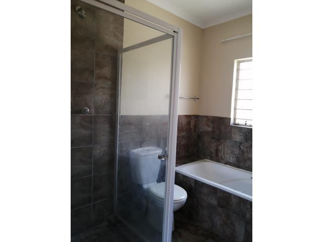 To Let 2 Bedroom Property for Rent in Vaalpark Free State